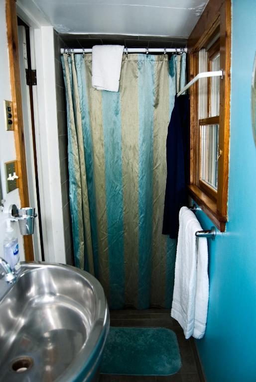 The Covington Houseboat Bed & Breakfast Saint Paul Ruang foto