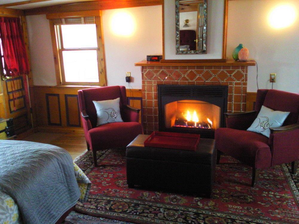 The Covington Houseboat Bed & Breakfast Saint Paul Bagian luar foto